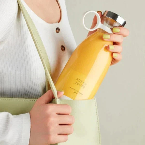 Portable juicer blender